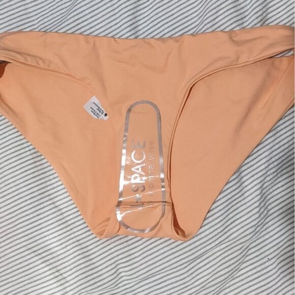 New L*Space | Sandy Bikini Bottom in Tangy Coral - Picture 6 of 11